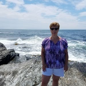 Meet your Posher, Linda